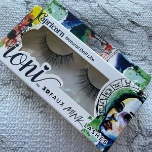 Ioni Lashes